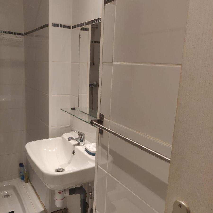L'Avesnois Apartment Fourmies ภายนอก รูปภาพ